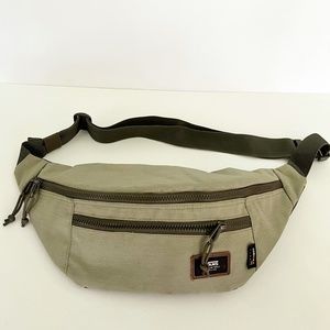 Vans crossbody belt bag